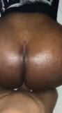 Une latina baise un black au cul épais snapshot 9