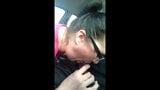 Milf casada chupando su amante negro bbc en coche snapshot 2