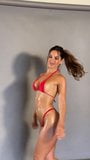 Cristina gilabert bailando en bikini snapshot 2