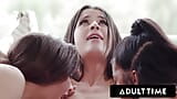 ADULT TIME - FAMMI ORGASMO E VINCERAI! Lesbiche a 3 con Kylie rocket, Aften Opal e Maya Farrell snapshot 15