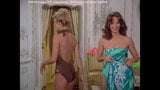 Jaclyn Smith și Cheryl Ladd - mame sexy fierbinți din anii 70 snapshot 3