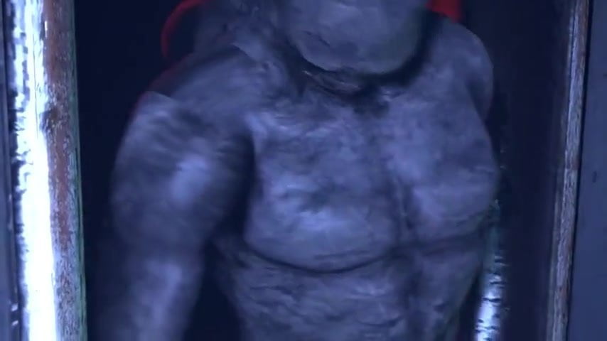 Biri sikadi, ikkinchisi esa yalaydi va soradi (video)