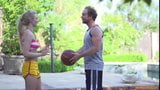 Alli rae gets becerdin sırasında Basketball oyun snapshot 3