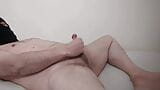 Hairy disfruta de su maldito orgasmo. snapshot 5