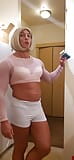 Hermosa travesti Missy fumando y jugando snapshot 1