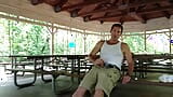 Masturbation au camping snapshot 11