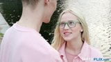 Dirty flix - Nikki Hill - nerdy coed rucha się jak dziwka snapshot 3