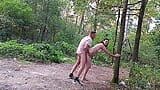 przypadkowy szybki seks męża i żony w lesie! snapshot 9