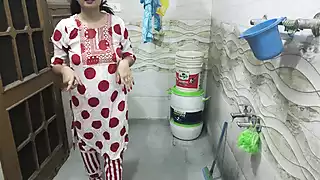 Ibu tiri ngentot habis-habisan sampai orgasme dan cowok ini crot ...