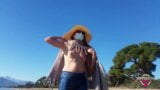 nippleringlover 在公共海滩上赤裸上身行走 - 刺穿的山雀 带有乳头链的大乳头 - 闪烁的刺穿猫 snapshot 4