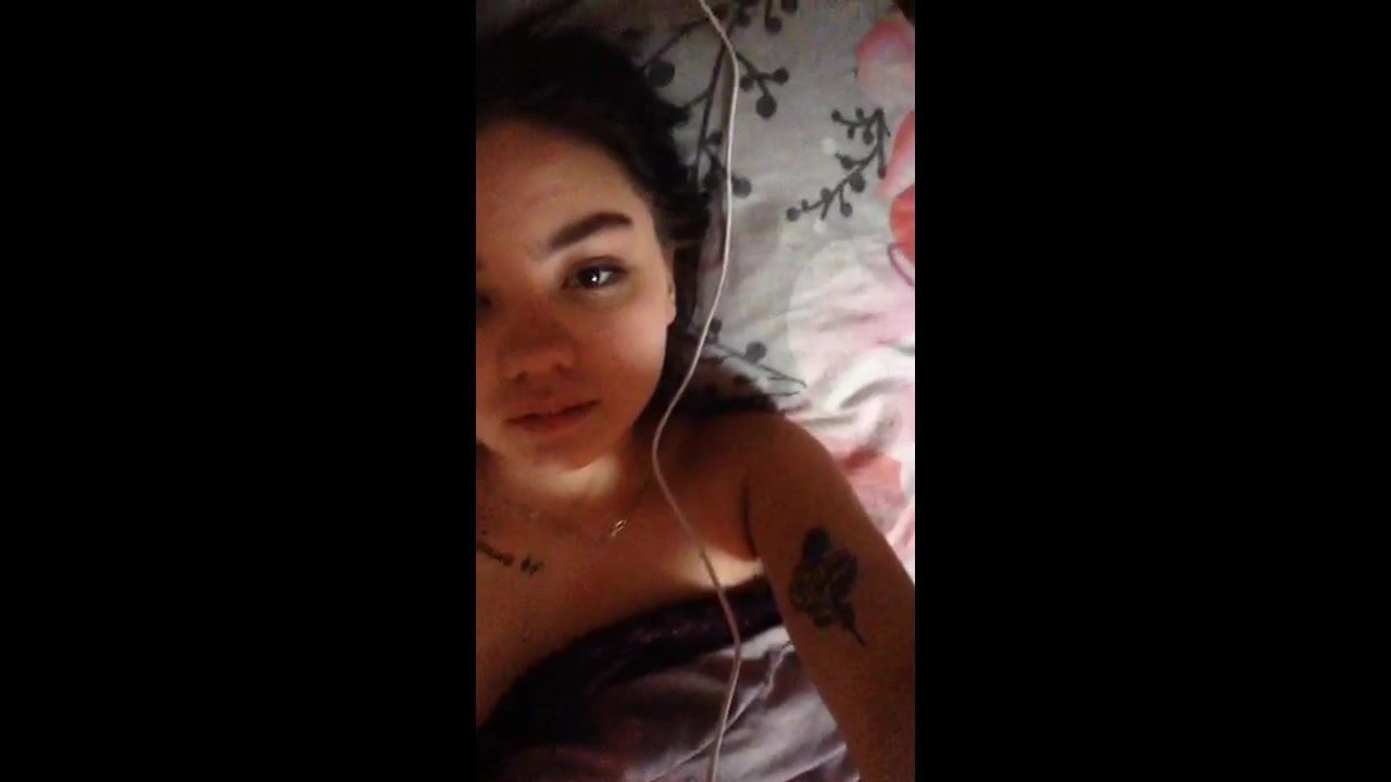 Españolas en periscope se desnudan