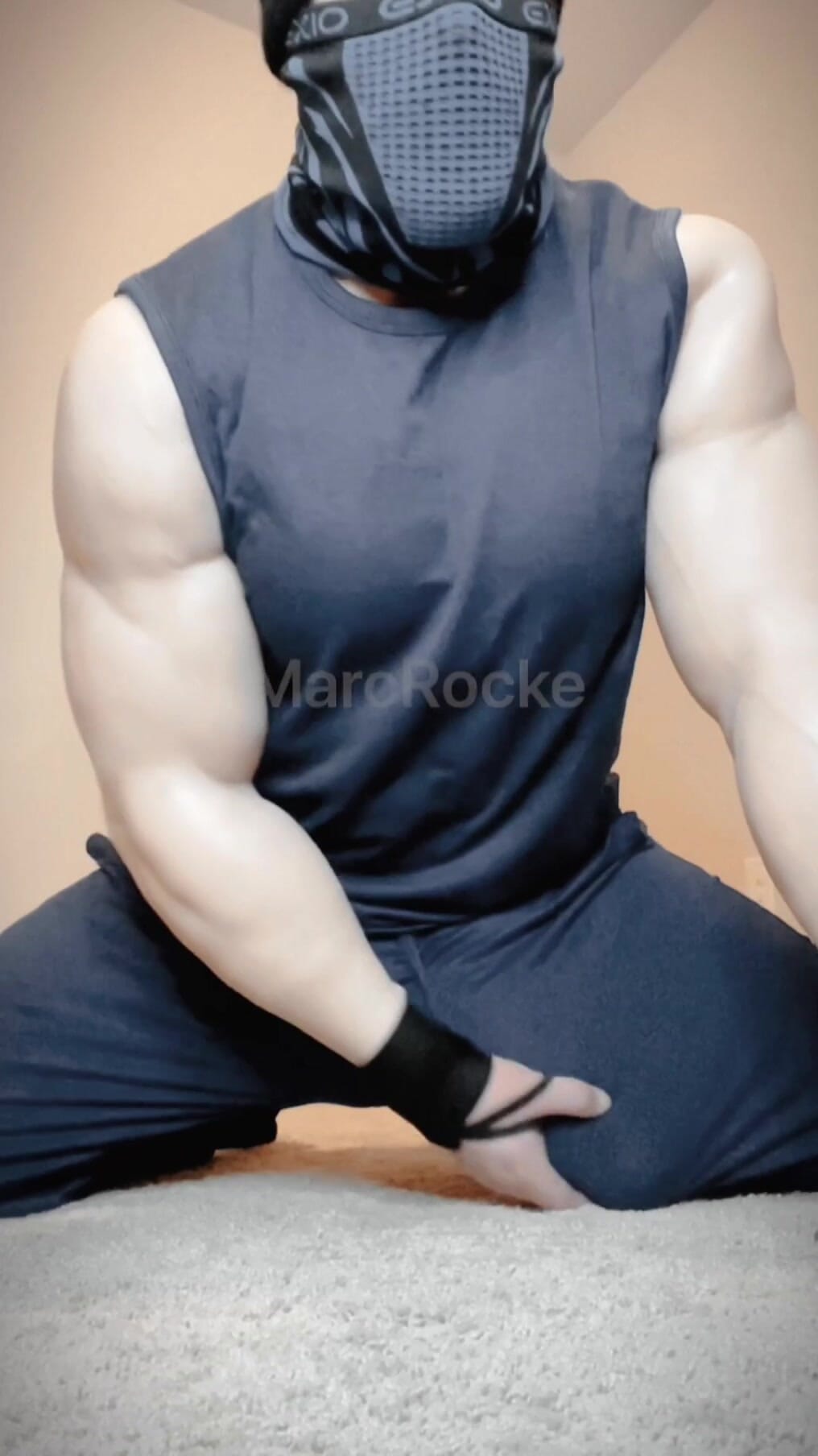 Giant 14 inch cock and Muscle Personal Trainer (Preview)