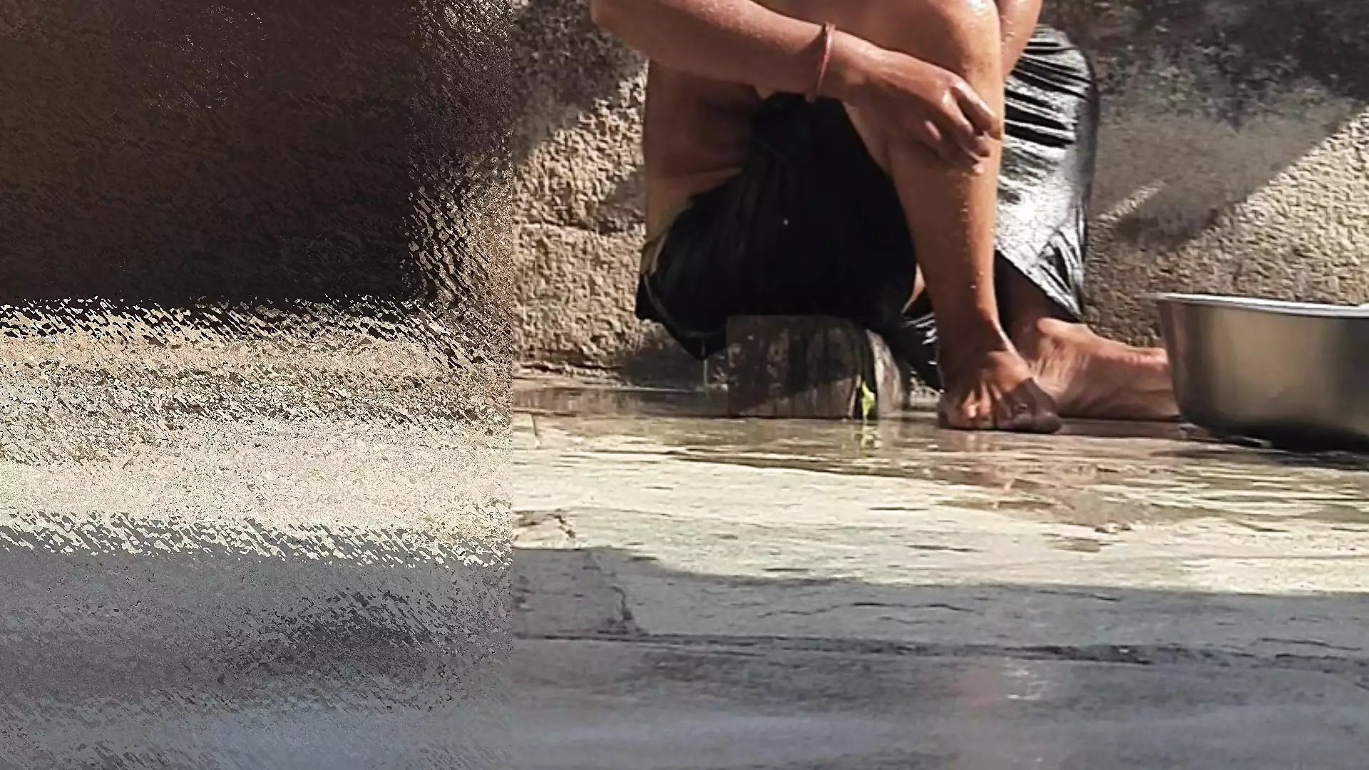 Indian village aunty bathing