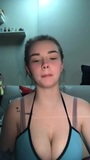 Ragazza sexy che fa selfie con un reggiseno.mp4 snapshot 14