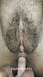 Casalinga pakistana matura che prende due cetrioli nel suo stretto buco del culo e figa larga snapshot 10