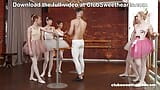 Ballerinas yang berusia 18 tahun mengongkek profesor di ClubSweethearts snapshot 8