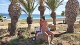 लैटिना, समुद्र तट के सामने नग्न रंडी, मेरी चूत के साथ खेल रही है snapshot 4