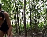 Versaute italienische MILF wird im Wald von ihren Cousins gefickt snapshot 14