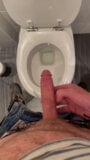 Pissing slut who wants ? snapshot 1