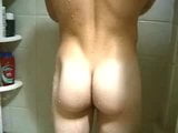 Sexy Jock blows a load on shower door snapshot 3