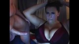 BBW-MILF nimmt Blowjob vor der Webcam tief in den Hals snapshot 4