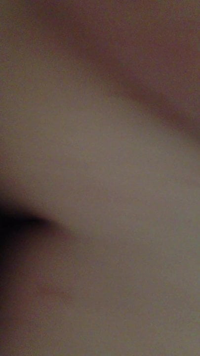Une pute infidèle se fait baiser