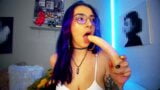 Sexy Colombian otaku webcamer demonstrates her ability to gag on big cocks as they run down her throat and make her gag snapshot 16