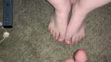 Compilation of messy cumshots on sexy Latina feet (Cum on fe snapshot 10