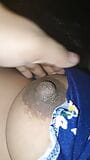 Boobs play - mãe grávida gostosa nas Filipinas snapshot 3