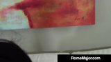 ¡La muñeca bella caliente recibe 2 pollas y la gran polla negra de Rome Major! snapshot 3