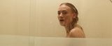 Yvonne Strahovski seks - Manhattan Night (verminderde muziek) snapshot 3