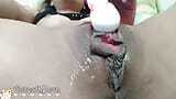 Die versaute schlampe zeigt ihre geschwollene und schlampige muschi, leckt ihre pulsierende vagina - EsdeathPorn snapshot 15