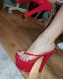 Tacones rojos sexy snapshot 5