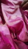 Dickhead chà với màu hồng shaded satin silky salwar của hàng xóm bhabhi (39) snapshot 14