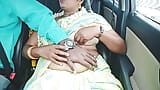 Telugu habla sucio y folla en el coche - episodio 2 snapshot 5