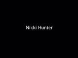 Nikki hunter ช่วยตัวเองในแหอวนสีแดง snapshot 1