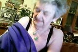 La abuela bell - primera vez snapshot 2