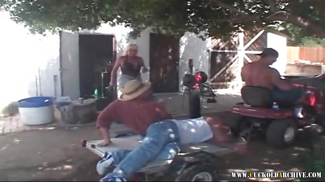 Cuckold Archive Busty biker wife gangbang