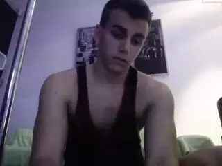 Chico sexy nos da su semen caliente solo en cams.enat.ro | xHamster