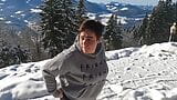 Snow kanin piss desperation österrikisk bergsutsikt snapshot 4