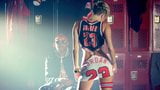 Miley cyrusのセクシーなポーズ snapshot 20