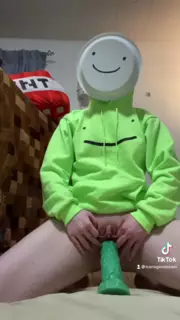 Ftm Tboy Dream Cosplayer Dsmp Mcyt Fucks Himself with Slime Dildo ...