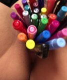 Ho messo una penna nella vagina al limite. snapshot 7