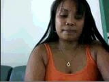 Filipina en cam en trabajo snapshot 7