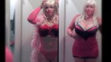 Dolly, die blonde Gummi-Traumpuppe snapshot 1