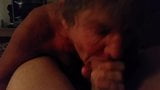 Oma zuigt aan mijn lul en slikt mijn sperma door snapshot 8
