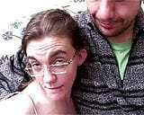 Pasangan pameran dirakam pada kamera berkongkek snapshot 1