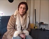 Een geile Duitse oma die een pik behaagt met haar poesje en mond in pov snapshot 4