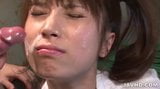 Hinata Tachibana avec du sperme sur le visage se fait caresser jusqu'à ce qu'elle jouisse snapshot 6