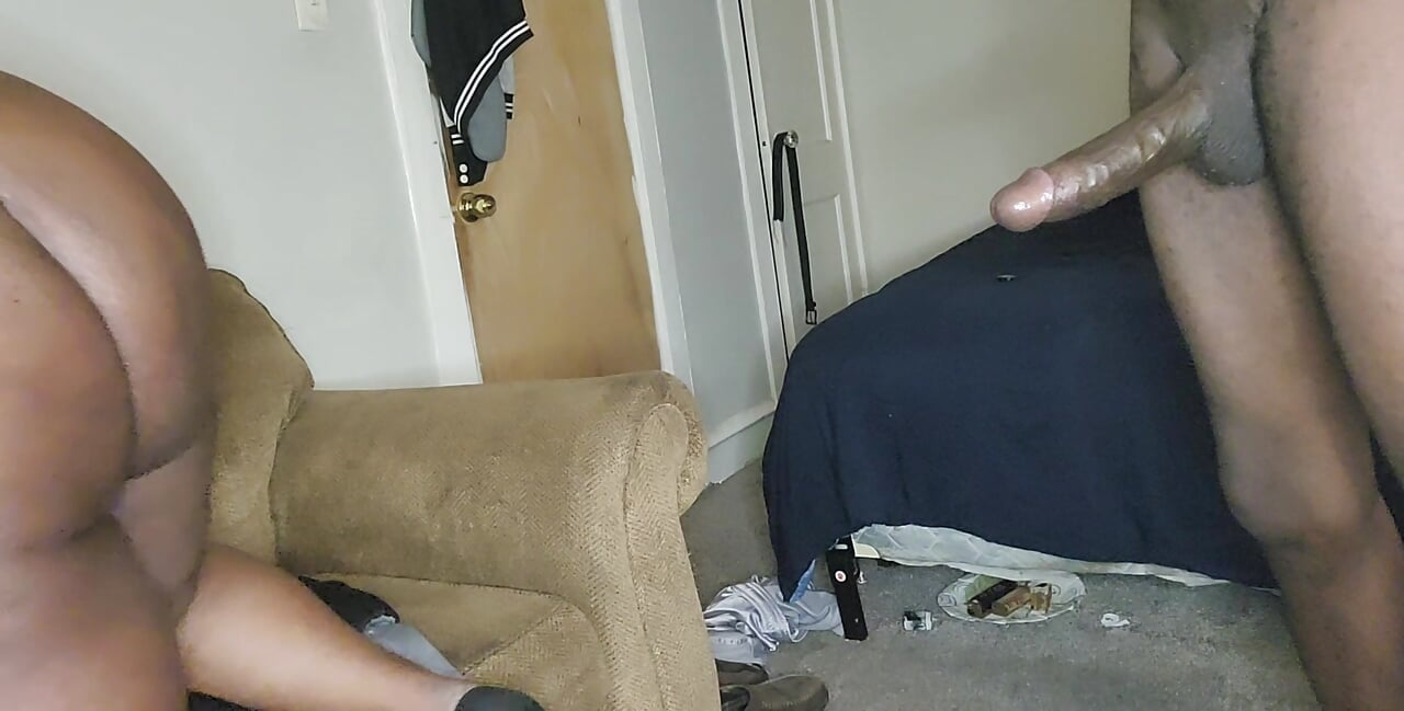 Clapping cheeks